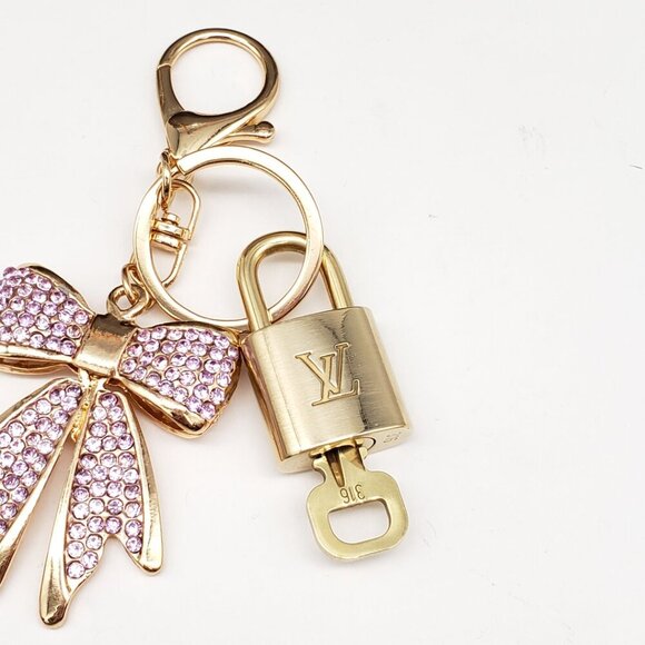 Authentic Louis Vuitton Lock & Key with unbranded Bagcharm, Keycharm, Keychain - Picture 6 of 8